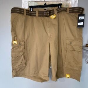 NEW Lee Dungarees Men's Cargo Shorts Khaki Bourbon Size 52